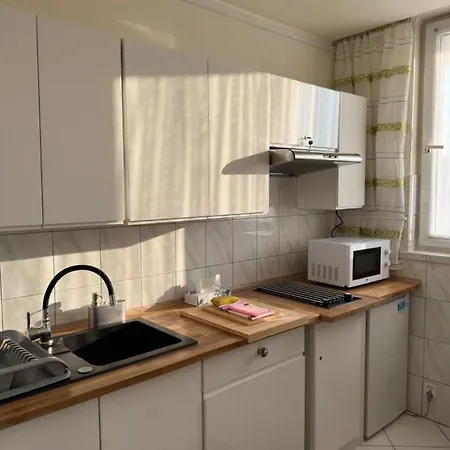 Apartament Bazylianska - 100M Do Metra 
