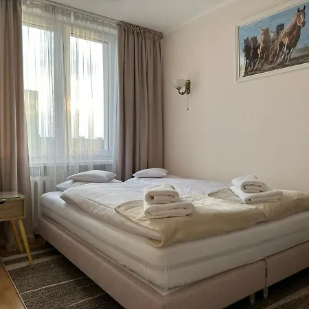 Apartament Bazylianska - 100M Do Metra 