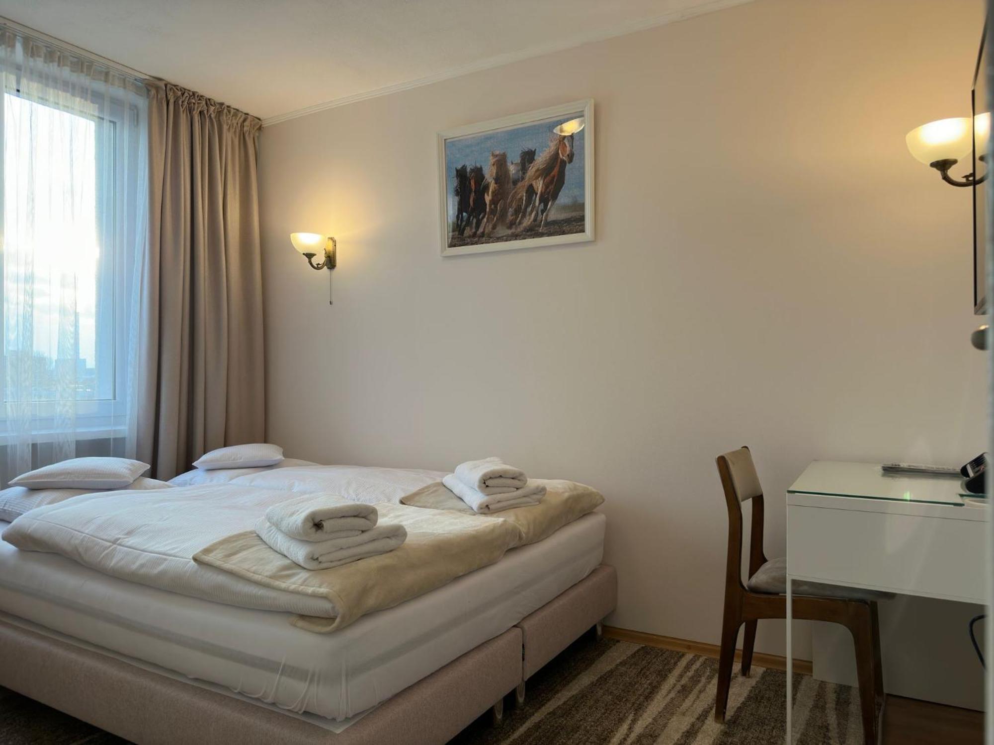 Apartment Bazylianska - 100m Do Metra 