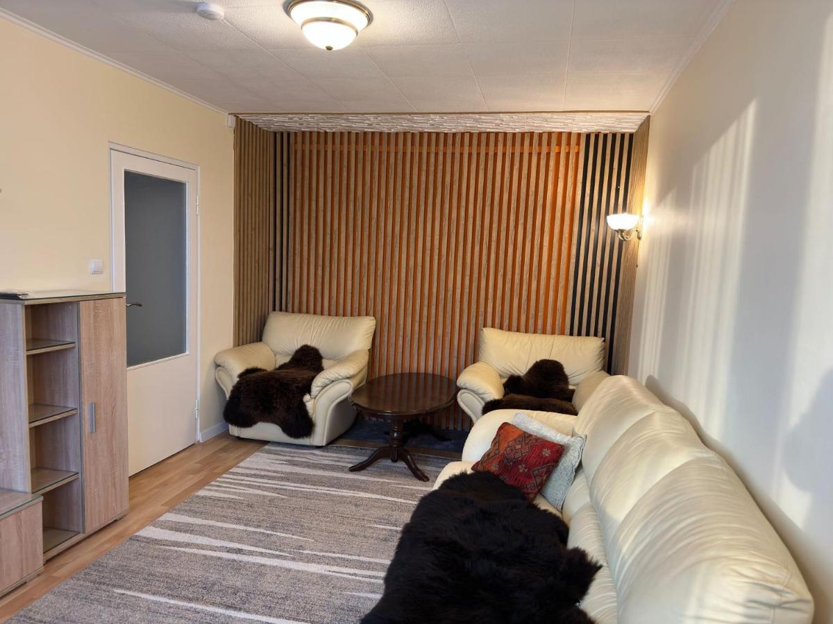 Apartment Bazylianska - 100m Do Metra 